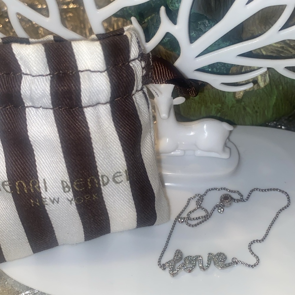 HENRI BENDEL LOVE bracelet!